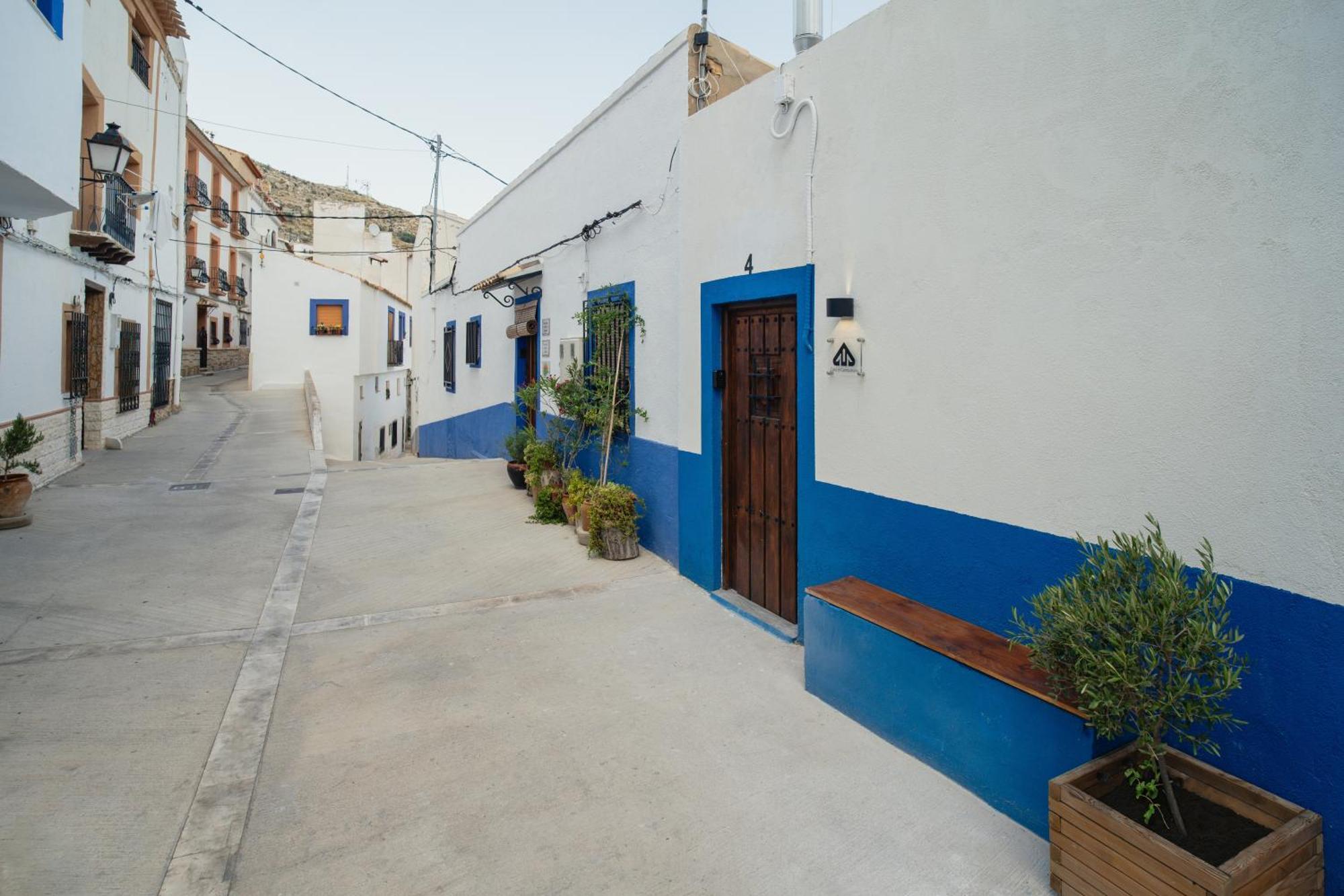 Alojamiento Domotizado Casa El Campanario Alcala del Jucar Bagian luar foto