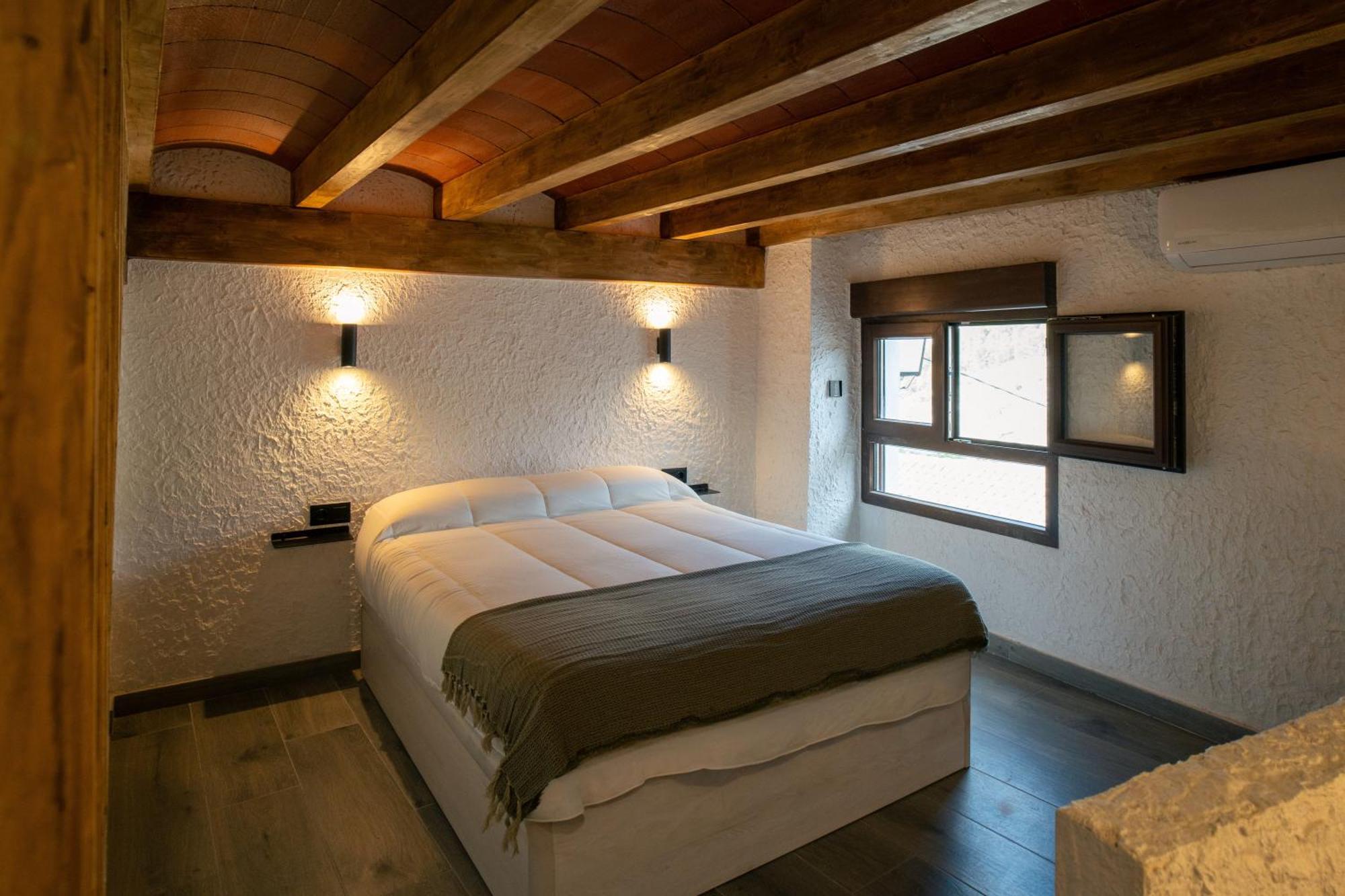 Alojamiento Domotizado Casa El Campanario Alcala del Jucar Bagian luar foto
